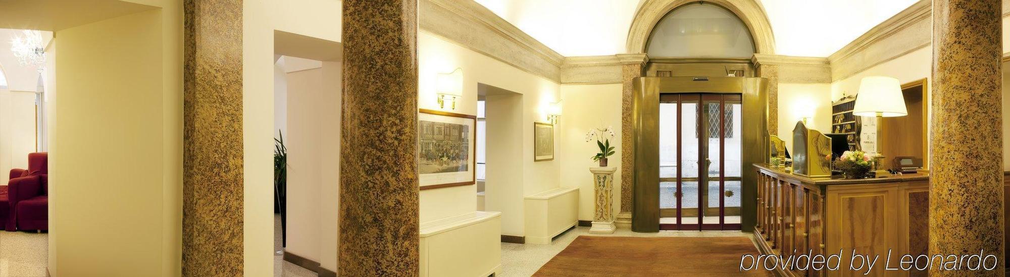Santa Chiara Hotell